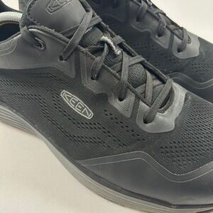 KEEN Utility Vista Energy Work Shoes Mens 13D Black Carbon Fiber Safety Toe EH
